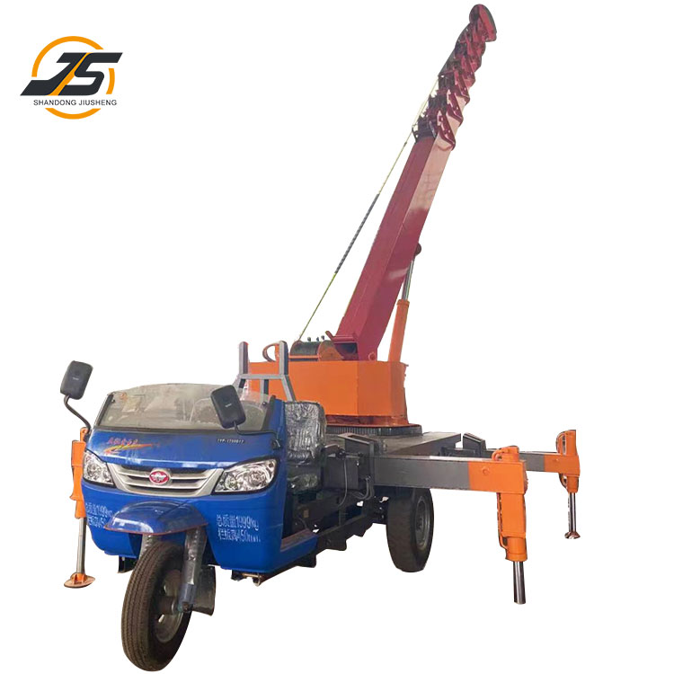 Tricycle crane