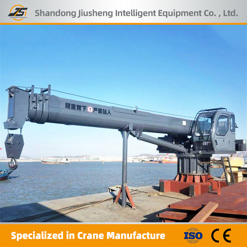 Deck Crane