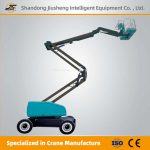 Self-propelled boom lift