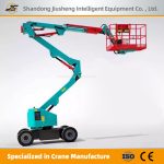 Self-propelled boom lift